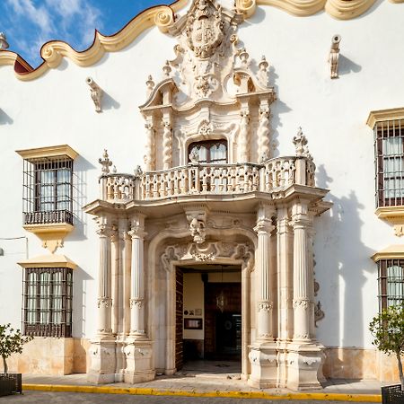 Palacio Marques De La Gomera Osuna Exterior photo