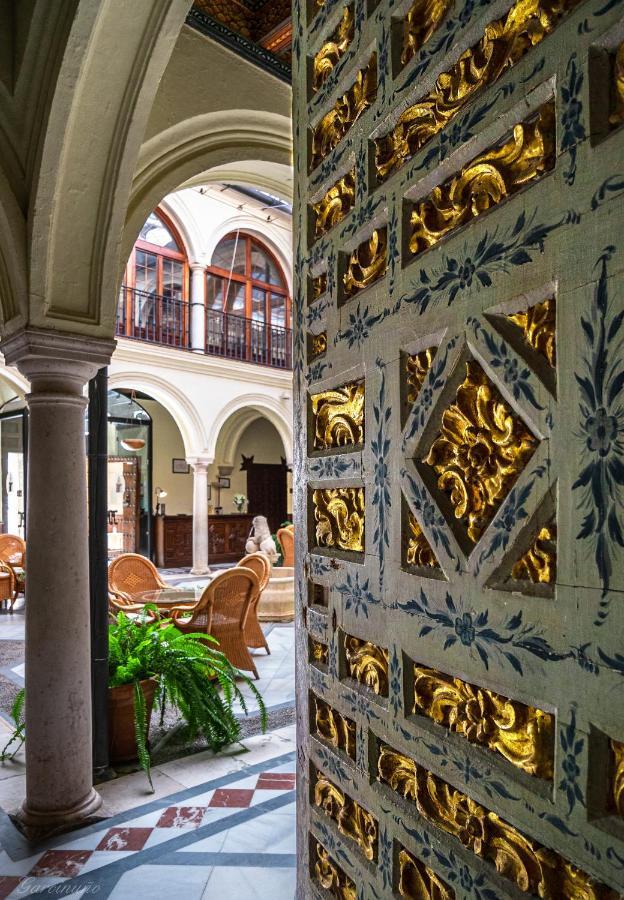 Palacio Marques De La Gomera Osuna Exterior photo